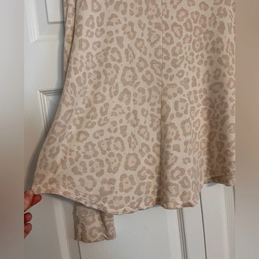 Splendid Beige Leopard Cowl Neck Top - Picture 8 of 8